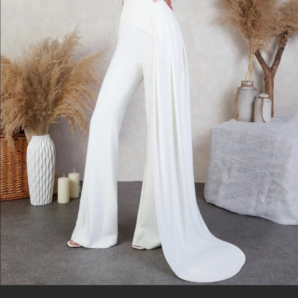 Nadine Merabi Charlotte White trousers in size Small (S). Brand new tags